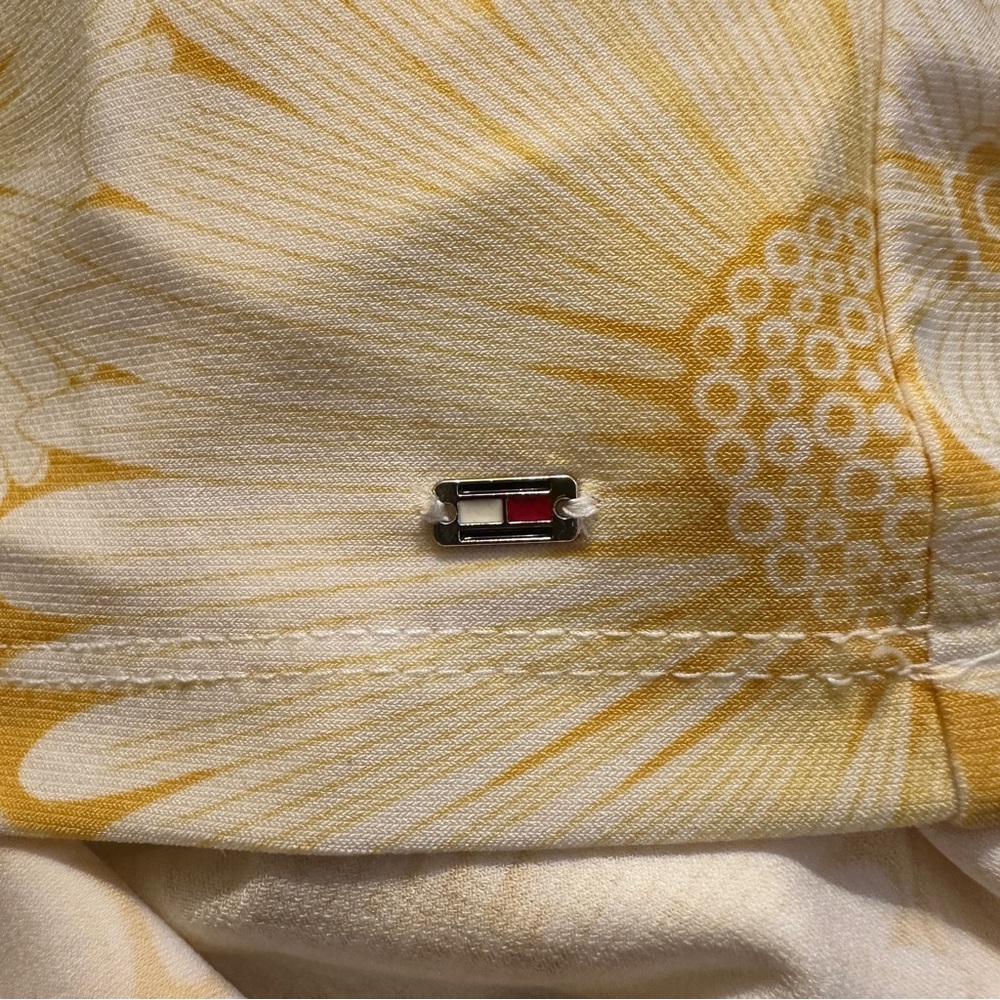 Tommy Hilfiger Yellow Floral Blouse Women’s Size XL V-Neck Puff Sleeve Top Shirt - Picture 8 of 9